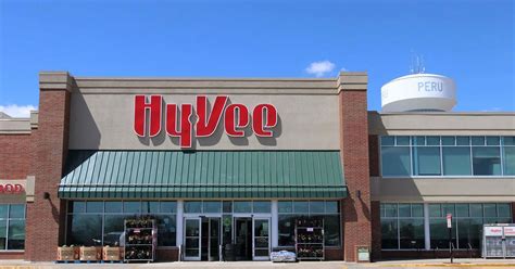 Hy vee fargo nd. Things To Know About Hy vee fargo nd. 